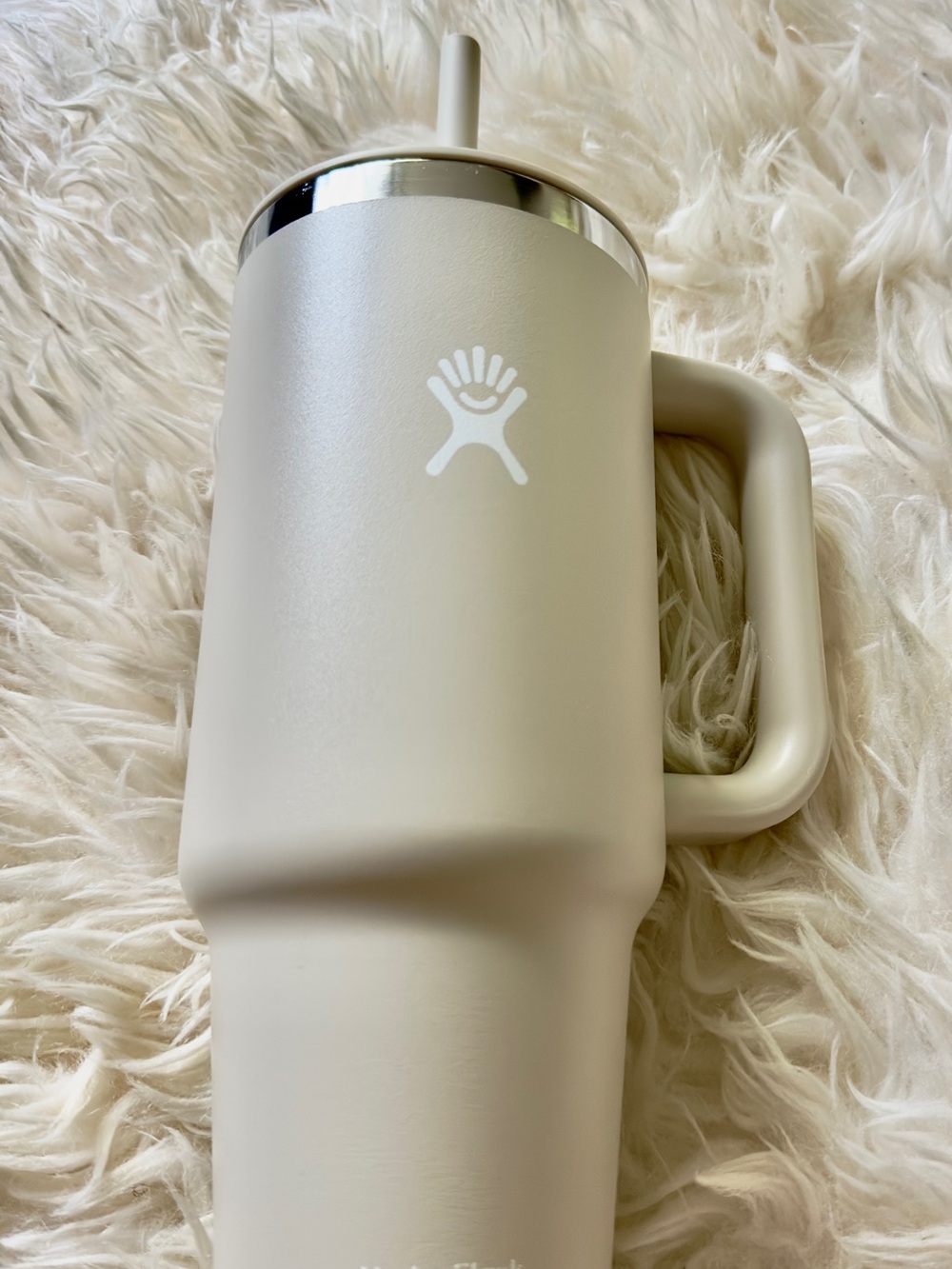 Hydro Flask Cream Insulated Travel Mug with Handle and Straw